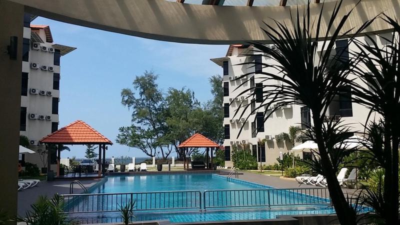 Samsuria Beach Resort & Residence Cherating Ngoại thất bức ảnh